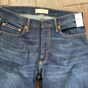 Gap Men’s Super Skinny Jeans